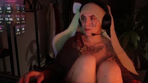 Snapshot of bluedweeb chatting on 31, 12, 2024 Blue online show from 31, 12, 2024