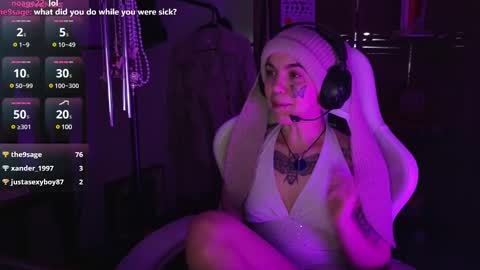 Snapshot of bluedweeb chatting on 27, 2, 2025 Blue online show from 27, 2, 2025