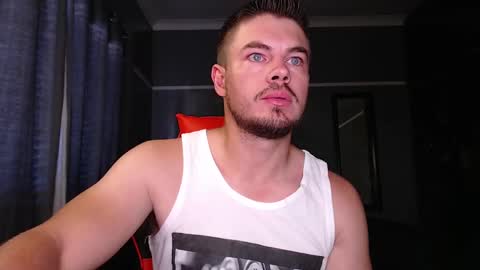 blueeyeboy0 online show from 7, 12, 2024