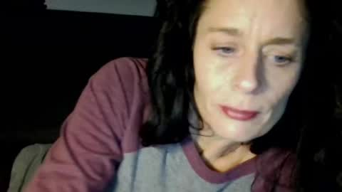 Snapshot of blueeyedlie chatting on 4, 1, 2025 Blueeyedlie online show from 4, 1, 2025