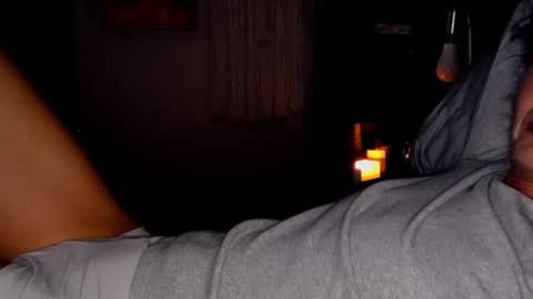 Snapshot of blueeyedlie chatting on 4, 10, 2025 Blueeyedlie online show from 4, 10, 2025