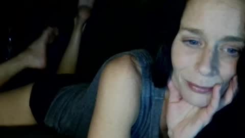 Blueeyedlie online show from 30, 4, 2026