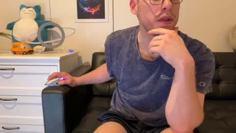 Snapshot of blueeyedtallguy chatting on 26, 12, 2024 blueeyedtallguy online show from 26, 12, 2024