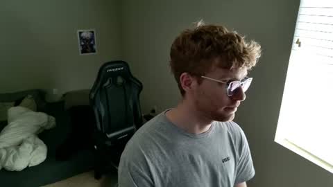 Snapshot of blueeyedtallguy chatting on 12, 7, 2026 blueeyedtallguy online show from 12, 7, 2026