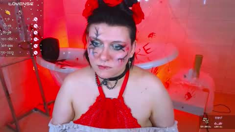 Snapshot of bluelunaray chatting on 18, 10, 2025 Hi my name is Lunaray online show from 18, 10, 2025