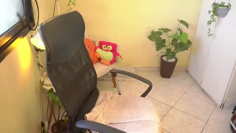 Snapshot of bluemysticlady chatting on 3, 1, 2025 FLORAA online show from 3, 1, 2025