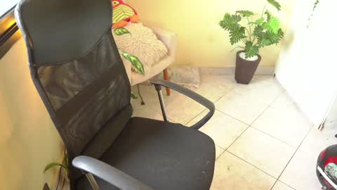 Snapshot of bluemysticlady chatting on 7, 1, 2025 FLORAA online show from 7, 1, 2025
