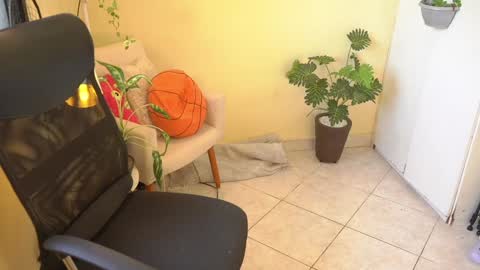 Snapshot of bluemysticlady chatting on 23, 1, 2025 FLORAA online show from 23, 1, 2025