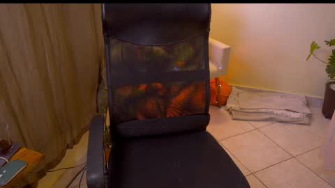 Snapshot of bluemysticlady chatting on 15, 10, 2025 FLORAA online show from 15, 10, 2025