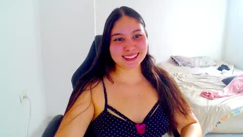  Hey guysI am BrendaWelcome my room online show from 13, 10, 2025