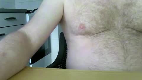 Snapshot of blundernew chatting on 4, 12, 2024 blundernew online show from 4, 12, 2024