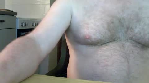 Snapshot of blundernew chatting on 1, 1, 2025 blundernew online show from 1, 1, 2025