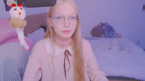 Snapshot of blush_alert chatting on 6, 7, 2026 Diana online show from 6, 7, 2026