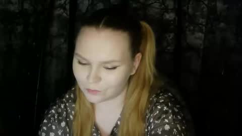 blushing_star online show from 22, 10, 2025