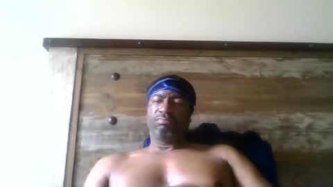 bluuthunder1914 online show from 10, 6, 2026