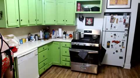 Snapshot of bnczuperzexy chatting on 14, 11, 2025 ZuperZexyZounds online show from 14, 11, 2025