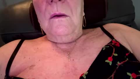 bobbiesucks69 online show from 18, 9, 2025