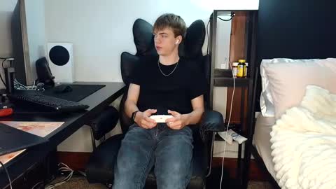 bobby72738 online show from 19, 9, 2025