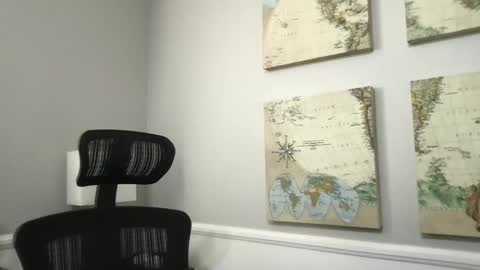 bobbylightfoot3 online show from 20, 12, 2024