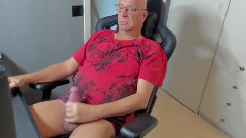 bobo_k online show from 16, 2, 2025