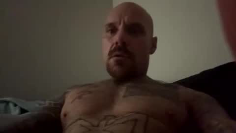 Snapshot of bodyart85_19 chatting on 1, 3, 2025 Bodyart85 19 online show from 1, 3, 2025