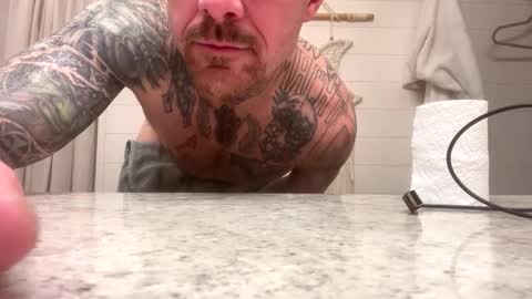 Snapshot of bodyart85_19 chatting on 1, 12, 2025 Bodyart85 19 online show from 1, 12, 2025