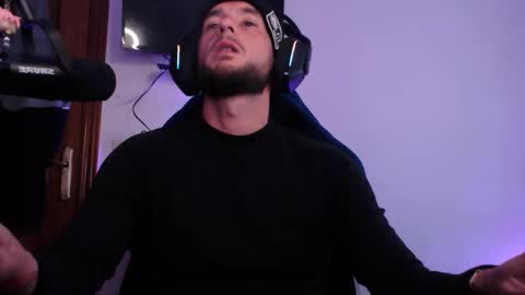 bodyking69 online show from 27, 1, 2025