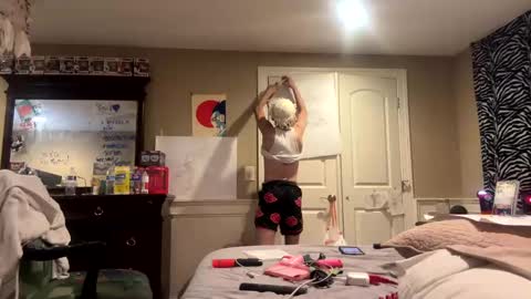 Sailorartemis online show from 4, 10, 2025