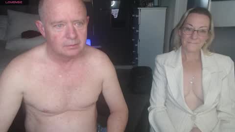 Ningifun couple online show from 15, 11, 2025