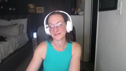 Ningifun couple online show from 5, 2, 2026