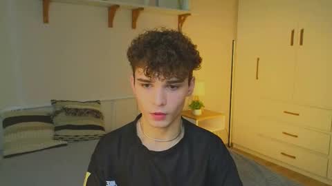 Snapshot of boicute chatting on 19, 10, 2025 ALEXPVT IS OPEN online show from 19, 10, 2025