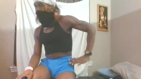 bomb. azz. zari. unicorn CD online show from 2, 1, 2025