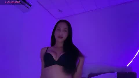 Misshell online show from 9, 2, 2026