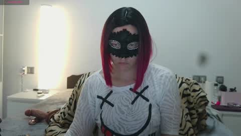 Lucy online show from 4, 4, 2026