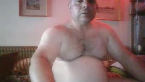 Snapshot of bondsuckslut chatting on 9, 5, 2026 borntosuck online show from 9, 5, 2026