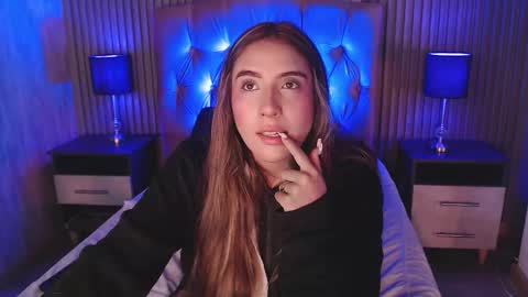 Snapshot of bonnali_lune chatting on 5, 3, 2026 bonnali_lune online show from 5, 3, 2026