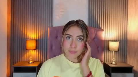 Snapshot of bonnali_lune chatting on 21, 3, 2026 bonnali_lune online show from 21, 3, 2026