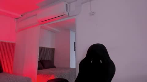 Bonnie  online show from 17, 12, 2025