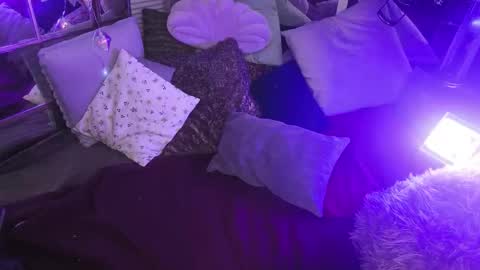 Bonnie and Clyde online show from 8, 11, 2025