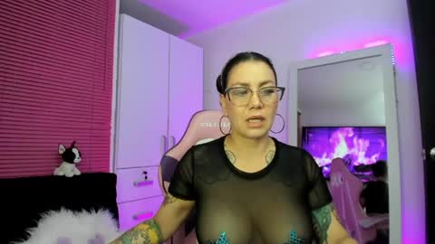 Snapshot of bonnie_ray40 chatting on 27, 5, 2026 bonnie online show from 27, 5, 2026