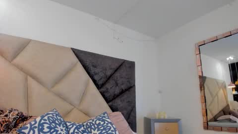   online show from 5, 2, 2026