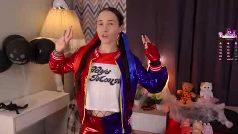 Emma online show from 1, 11, 2025