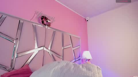 Bonnie  online show from 28, 12, 2024