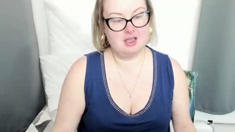 Bonnie online show from 2, 2, 2026