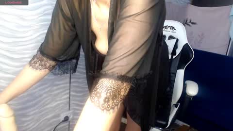 bonny_klyde95 online show from 8, 3, 2025