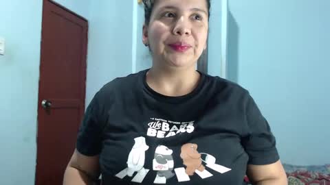 Luciana independent model online show from 7, 3, 2025