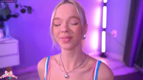 Snapshot of boobybliss chatting on 25, 4, 2026 Alina online show from 25, 4, 2026