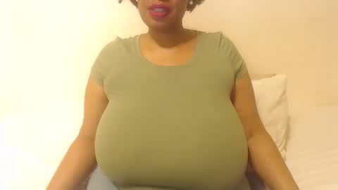boobyqueen online show from 8, 9, 2025