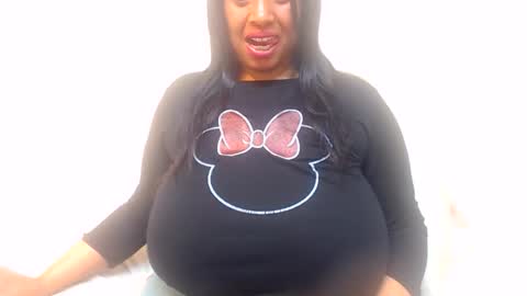 Snapshot of boobyqueen24 chatting on 1, 6, 2026 boobyqueen online show from 1, 6, 2026