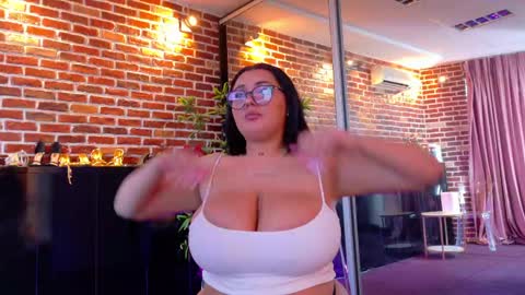 boobzilla_ online show from 31, 5, 2026